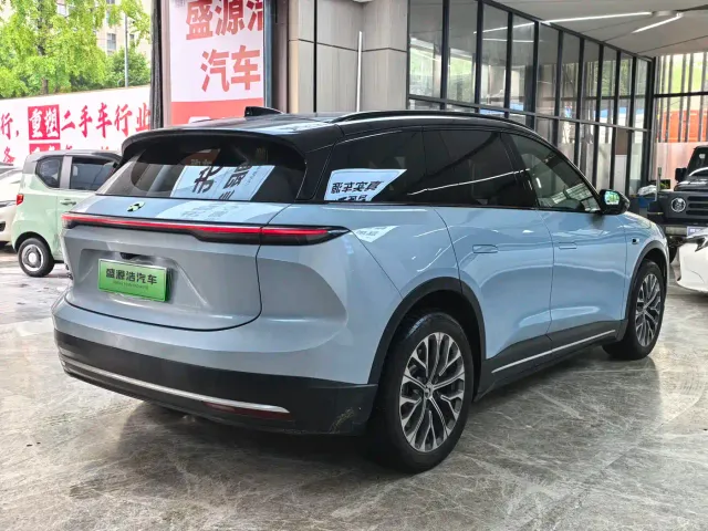 Nio ES6 — Фото автомобиля 7