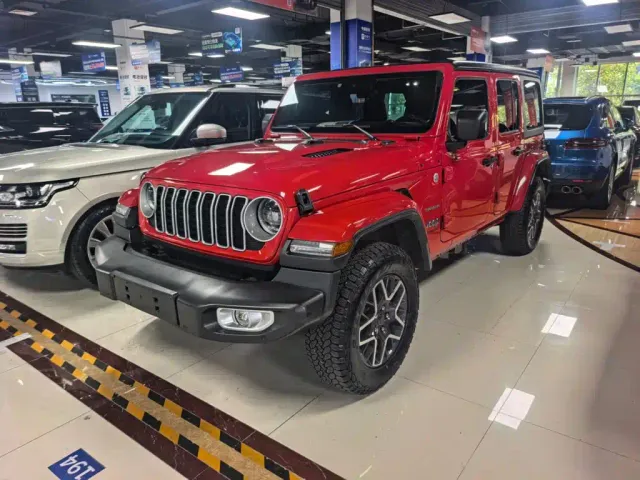 Фотография автомобиля — Jeep Wrangler