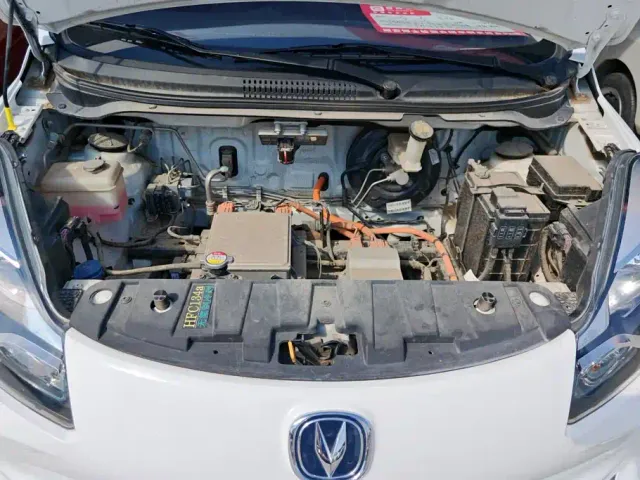 Changan Benben E-Star — Фото автомобиля 10