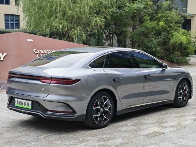 BYD Han — Фото автомобиля 4