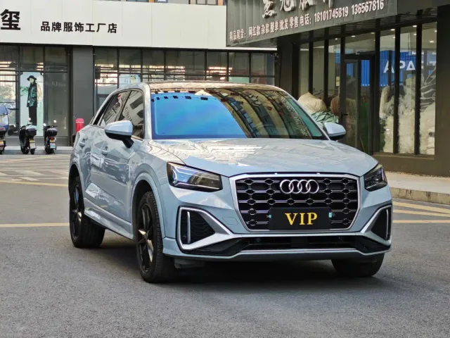 Audi Q2L — Фото автомобиля 3