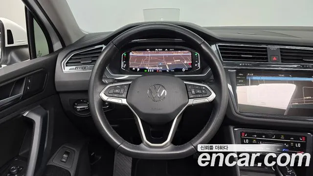 Volkswagen Tiguan Tiguan 2 поколение 2.0 TDI Prestige — Фото автомобиля 12