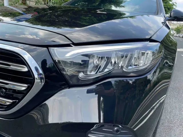 Mercedes-Benz E-Class — Фото автомобиля 14
