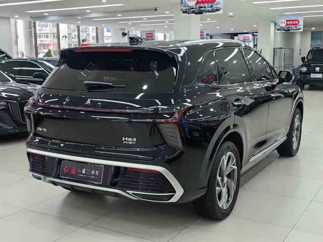 Hongqi HS3 PHEV — Фото автомобиля 12