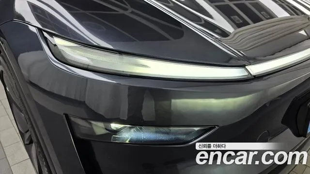 Tesla Model Y — Фото автомобиля 7