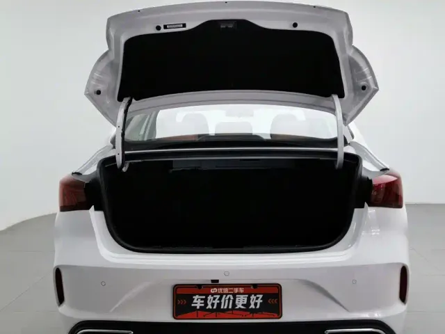 Changan Eado — Фото автомобиля 16