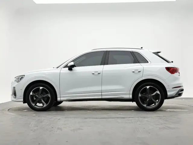 Audi Q3 — Фото автомобиля 6
