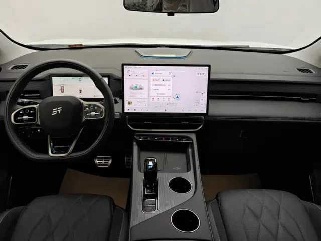 Jetour Shanhai L9 — Фото автомобиля 12