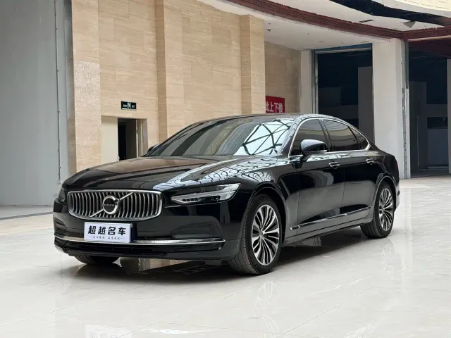 Фотография автомобиля — Volvo S90