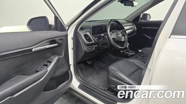 Kia Seltos Новый Seltos Бензин 2.0 2WD — Фото автомобиля 10