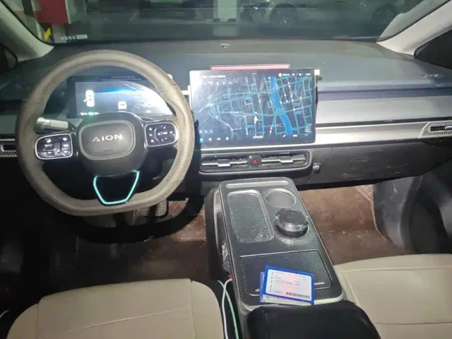 GAC Aion Y — Фото автомобиля 12