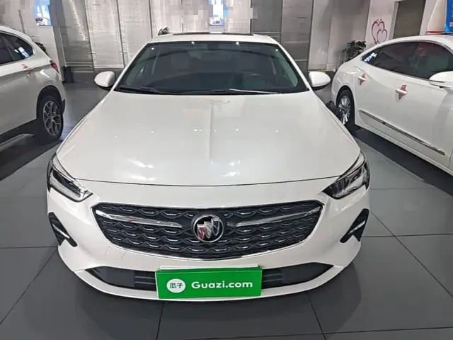 Buick Regal — Фото автомобиля 2