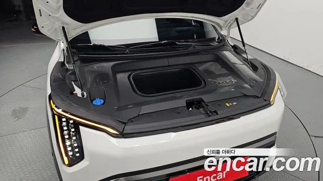 Kia EV3 Long Range 2WD — Фото автомобиля 6