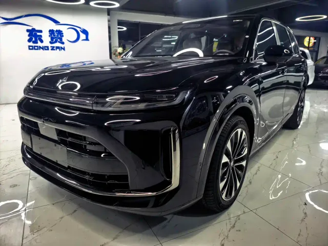 Фотография автомобиля — Huajing Baojun S