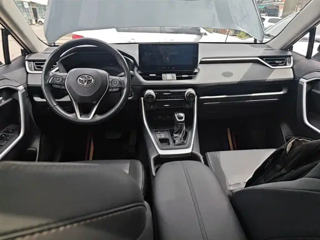 Toyota Wildlander — Фото автомобиля 9