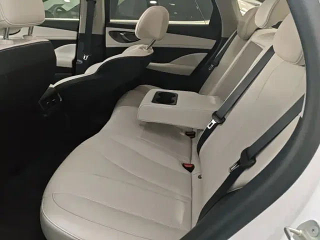 BYD Seal 05 DM-i — Фото автомобиля 16