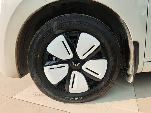 Wuling Hongguang Mini EV — Фото автомобиля 22
