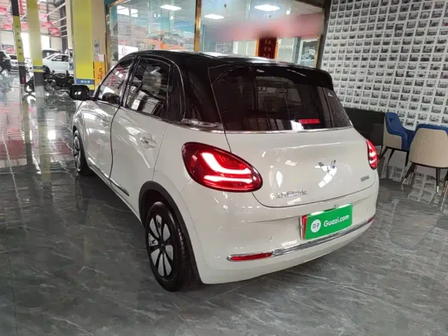 Wuling Bingo — Фото автомобиля 4