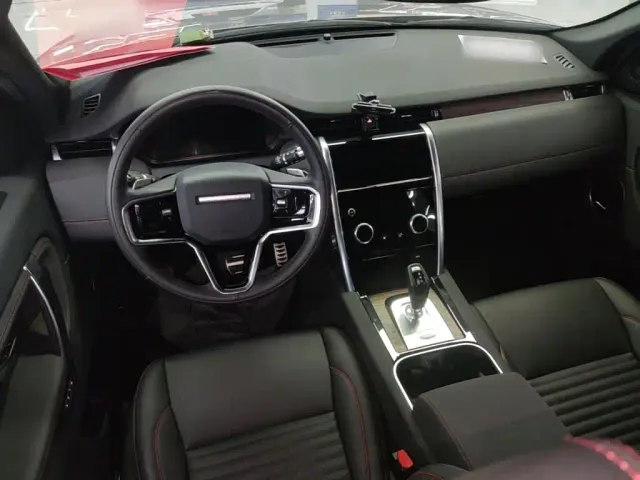 Land Rover Discovery Sport — Фото автомобиля 9