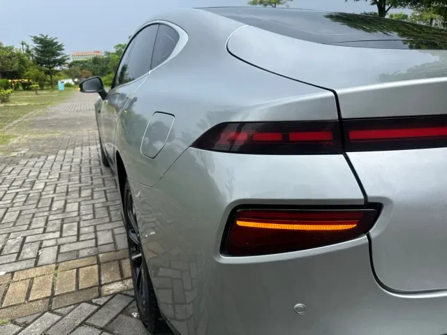 Xpeng P7 — Фото автомобиля 17