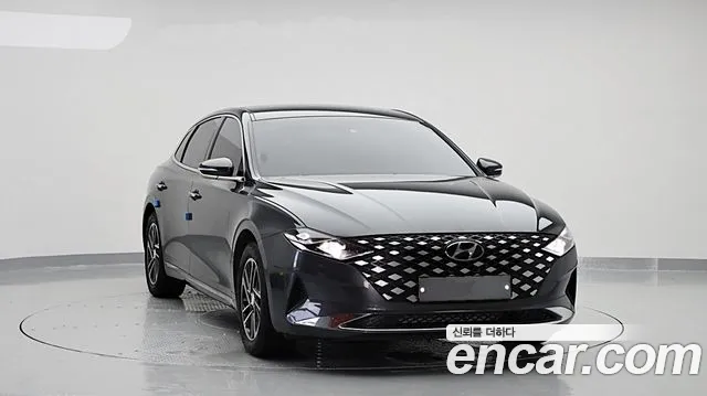 Hyundai Grandeur Grandeur (New) — Фото автомобиля 3