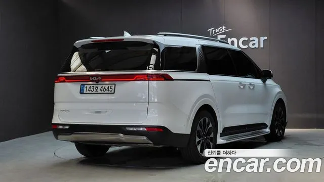 Kia Canival Carnival 4 поколение Бензин 9 мест Signature — Фото автомобиля 2