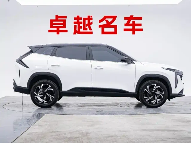 Geely Boyue — Фото автомобиля 7
