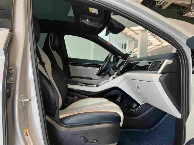 BYD Song PLUS — Фото автомобиля 27