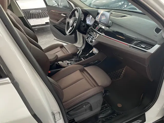 BMW X1 — Фото автомобиля 7