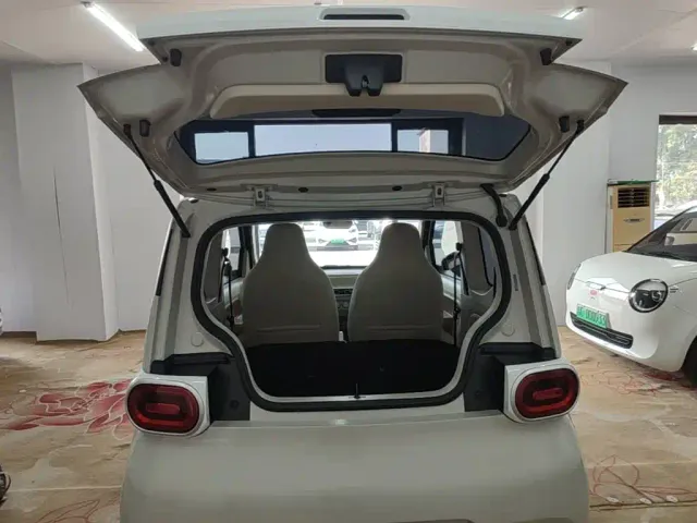 Wuling Hongguang Mini EV — Фото автомобиля 18