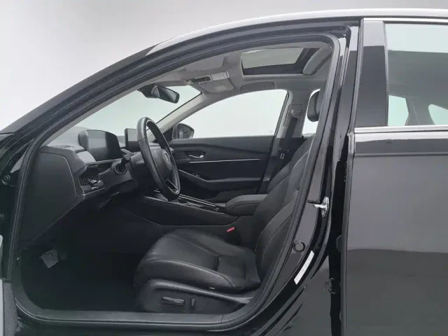Honda Accord — Фото автомобиля 10