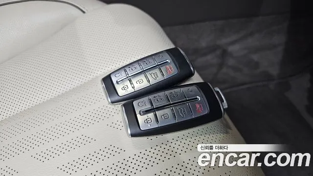 Genesis GV80 2.5T Бензин 2WD — Фото автомобиля 14