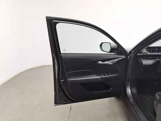 Changan Eado — Фото автомобиля 8