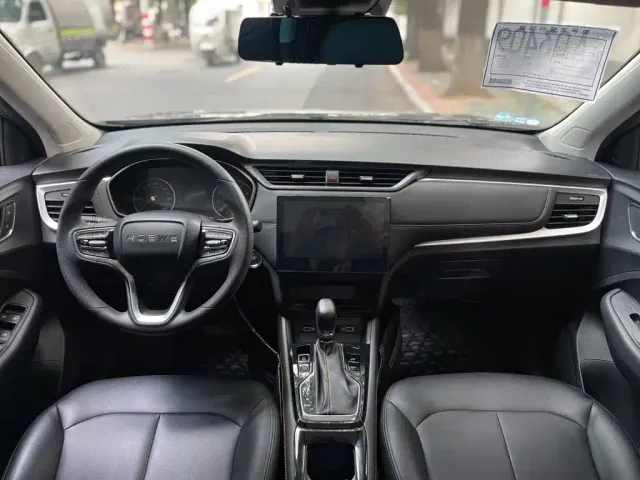 Roewe RX3 — Фото автомобиля 14