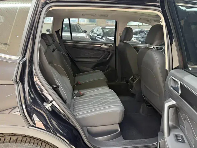 Volkswagen Tiguan L — Фото автомобиля 22