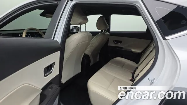 Hyundai Kona SX2 — Фото автомобиля 23