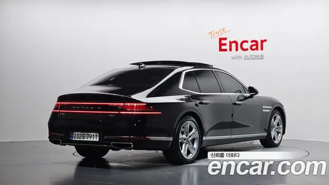 Genesis G90 Бензин 3.5 турбо AWD — Фото автомобиля 2