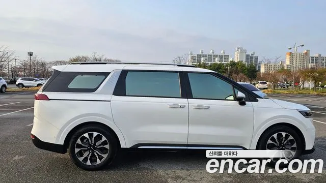 Kia Canival Carnival 4 поколение Бензин 7 мест Signature — Фото автомобиля 19