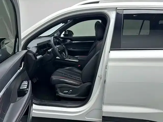 Roewe RX5 Max — Фото автомобиля 7