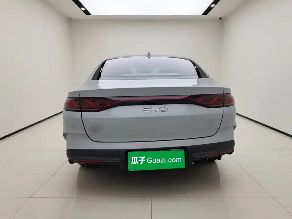 BYD Qin L 2024 DM-i 80KM Leading Edition — Фото автомобиля 5