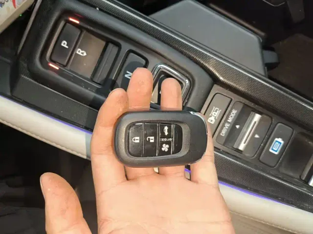 Honda Accord — Фото автомобиля 8