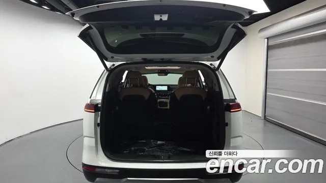 Kia Canival Carnival 4 поколение Дизель 9 мест Signature — Фото автомобиля 18