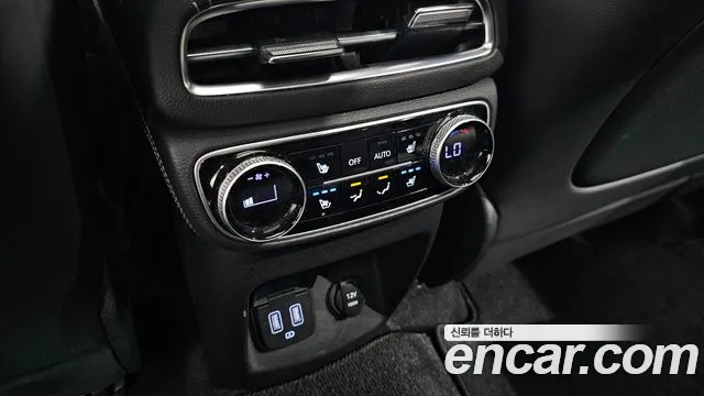 Genesis GV80 — Фото автомобиля 24