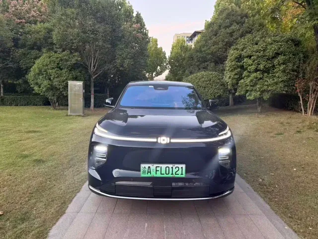 Фотография автомобиля — Changan Qiyuan Q07