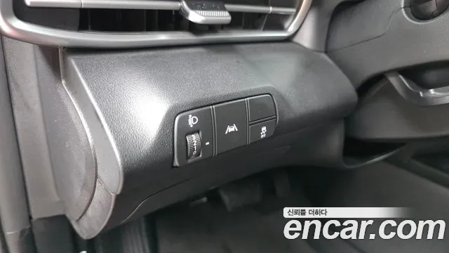 Hyundai AVANTE Avante (CN7) — Фото автомобиля 18