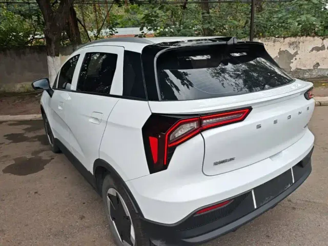 Geely Geometry E Firefly — Фото автомобиля 4