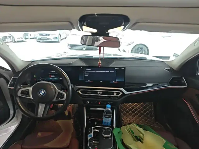 BMW i3 — Фото автомобиля 9