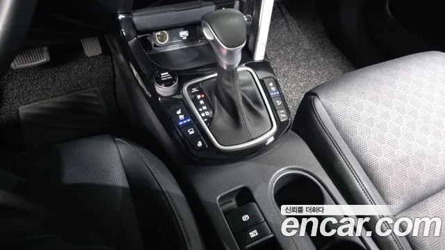 Kia Seltos Seltos Бензин 1.6 турбо 2WD — Фото автомобиля 9