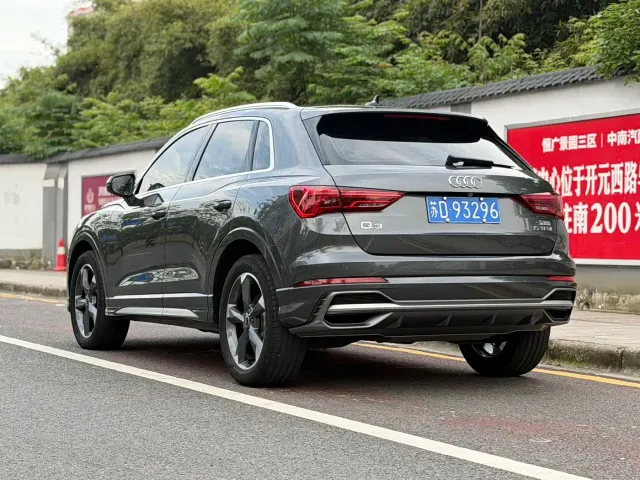 Audi Q3 — Фото автомобиля 6