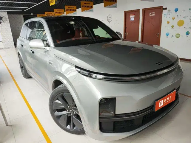Фотография автомобиля — Li Auto L9